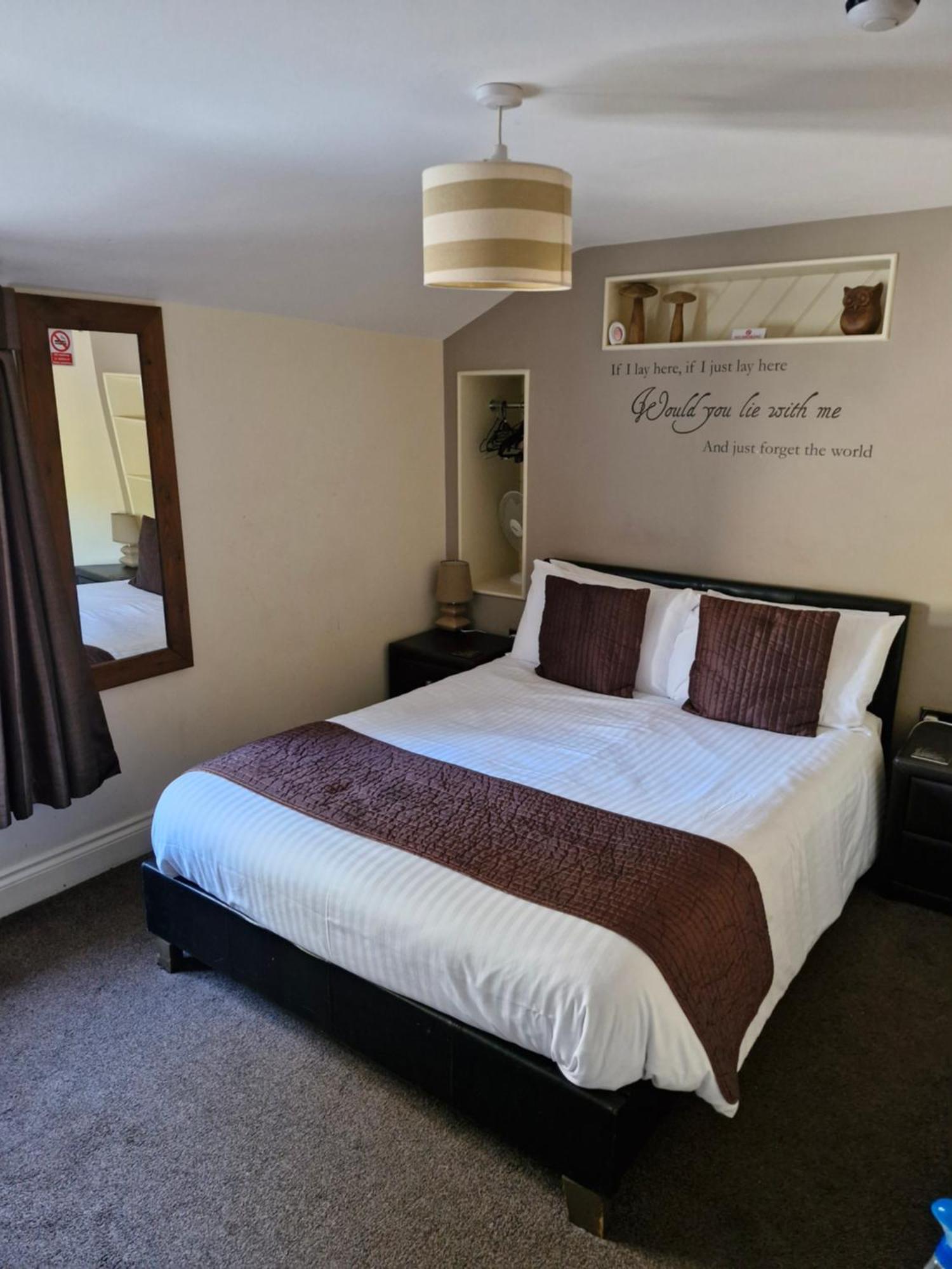 The Court House 2* Thrapston (Northamptonshire)